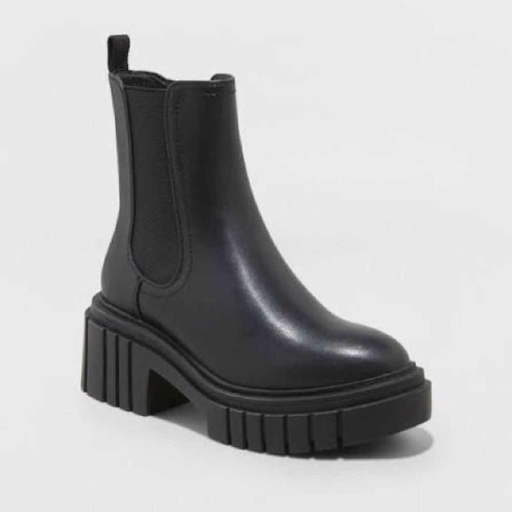 Wild Fable Ankle Boots, size 8